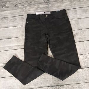 Social standard by sanctuary ankle skinny camo jeans size 4